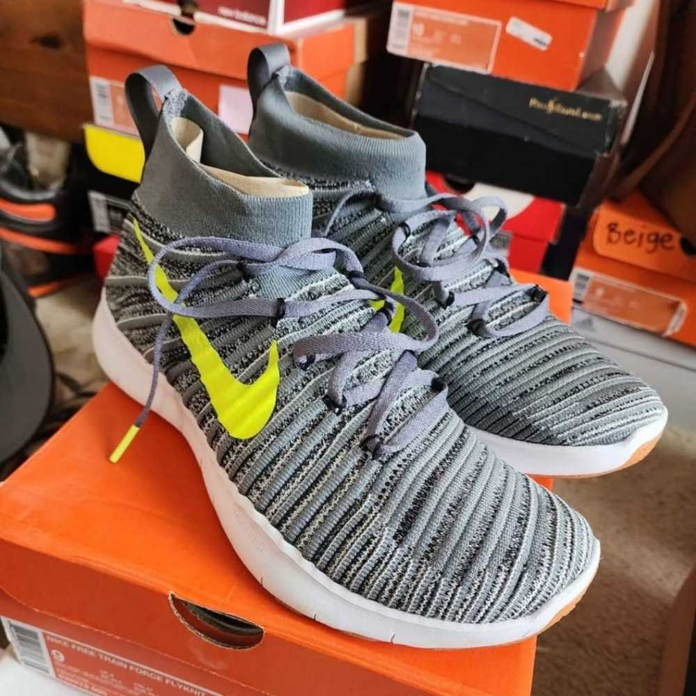 Nike Free Train Force Flyknit